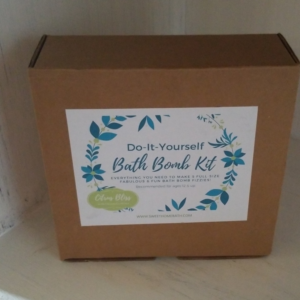 Citrus Bliss bath bomb kit